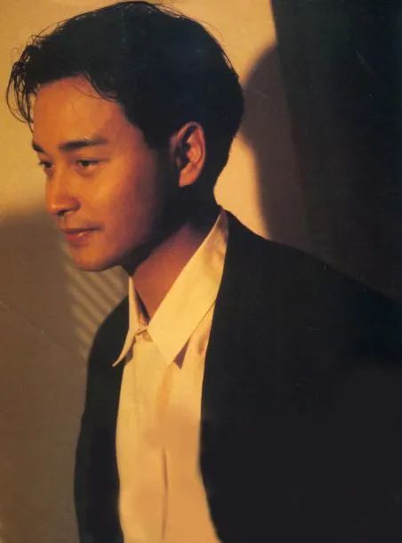 张国荣演艺光辉永恒大奖_张国荣的光辉岁月_张国荣与80年代香港的辉煌
