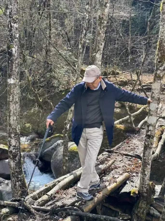 农夫山泉的理念是什么_农夫山泉的社会责任与钟睒睒的理念_钟谈谈农夫山泉