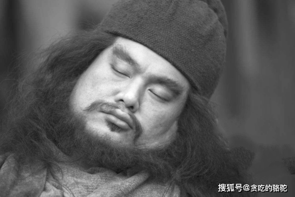 刘备关羽张飞的友谊_关羽张飞刘备友谊故事_刘备与张飞、关羽的深厚友谊