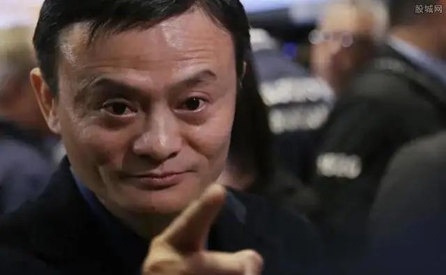 老马那些事, 马云：商业巨头的传奇，他的成功是否只是一场幸运的赌局？
