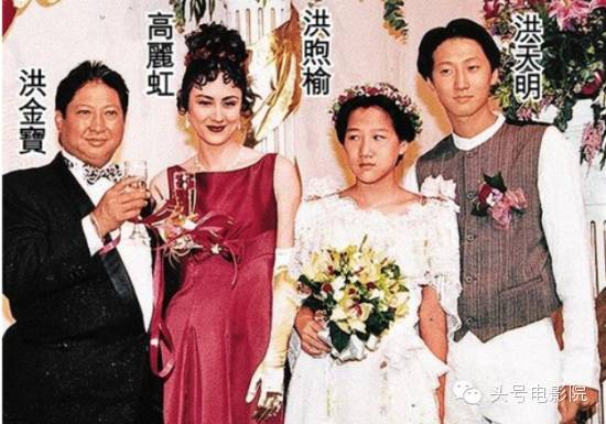 洪金宝与李小龙的传奇合作_李小龙传奇洪金宝合作的女演员_李小龙与洪金宝比武