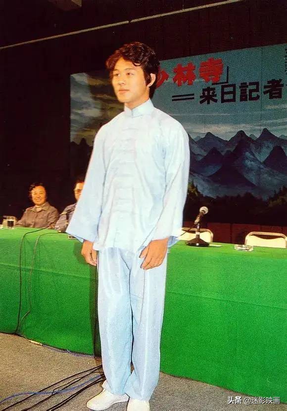 李连杰导演经典作品合作的电影_李连杰导演_李连杰的经典合作导演与作品