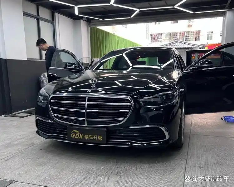 评测奔驰的音响系统：音质与体验_奔驰音响怎么样_奔驰音响效果怎么样