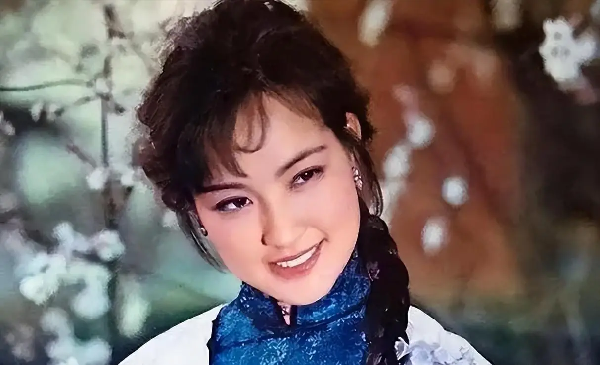 朱茵经典之作_朱茵的经典影视作品中的女性形象_朱茵的代表作