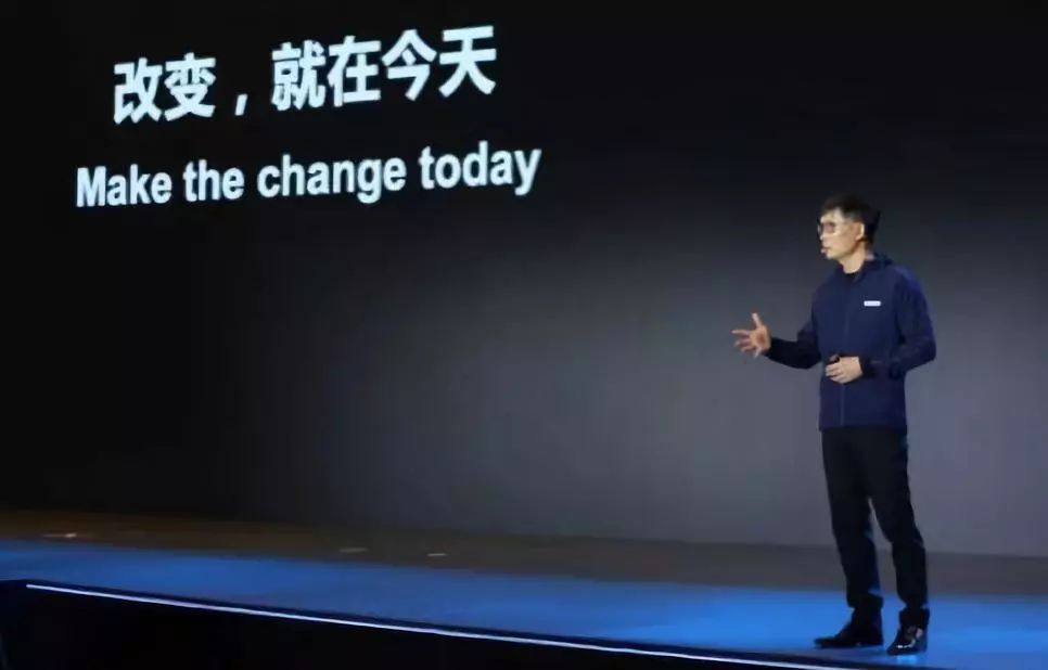 危机管理与决策_何享健的危机管理与决策思考_决策危机案例