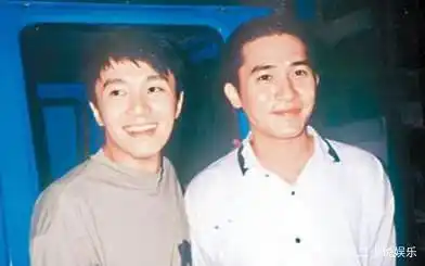 周星驰讲爱情的电影_周星驰的电影中反映的爱情观_电影周星驰反映观爱情中的故事